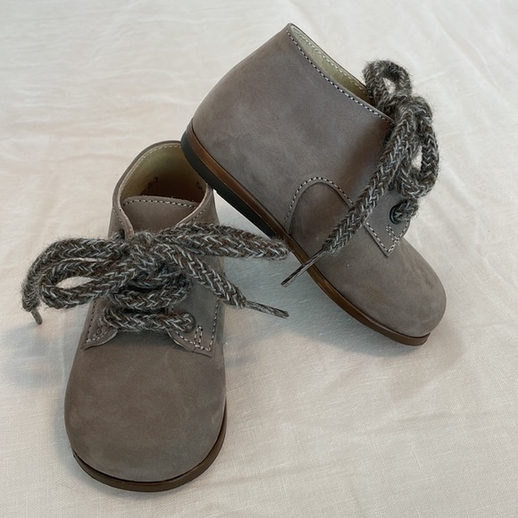 Bonpoint Suede Derby Baby Boots, Size 20 - Picture 2 of 7